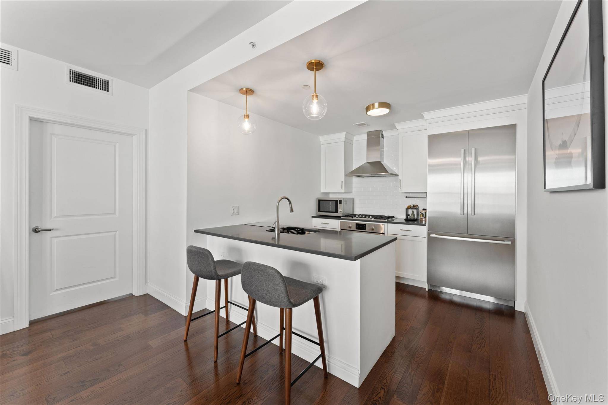 10 Byron PL #504, Larchmont, NY 10538