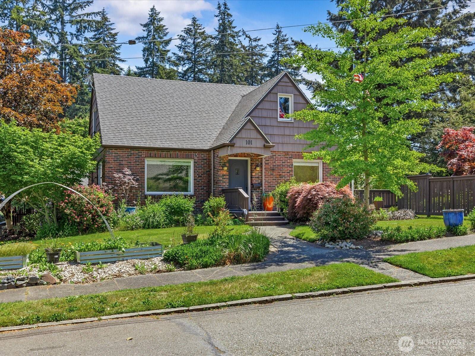 101 Eldorado AVE, Fircrest, WA 98466