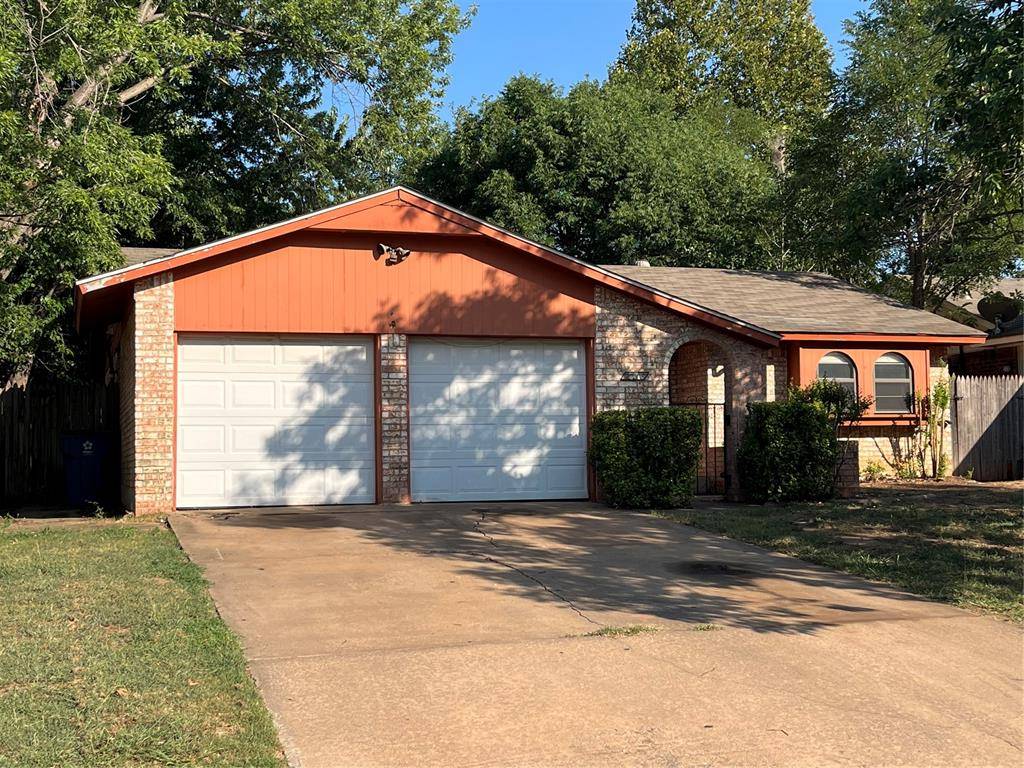 736 Red Oak TER, Edmond, OK 73003