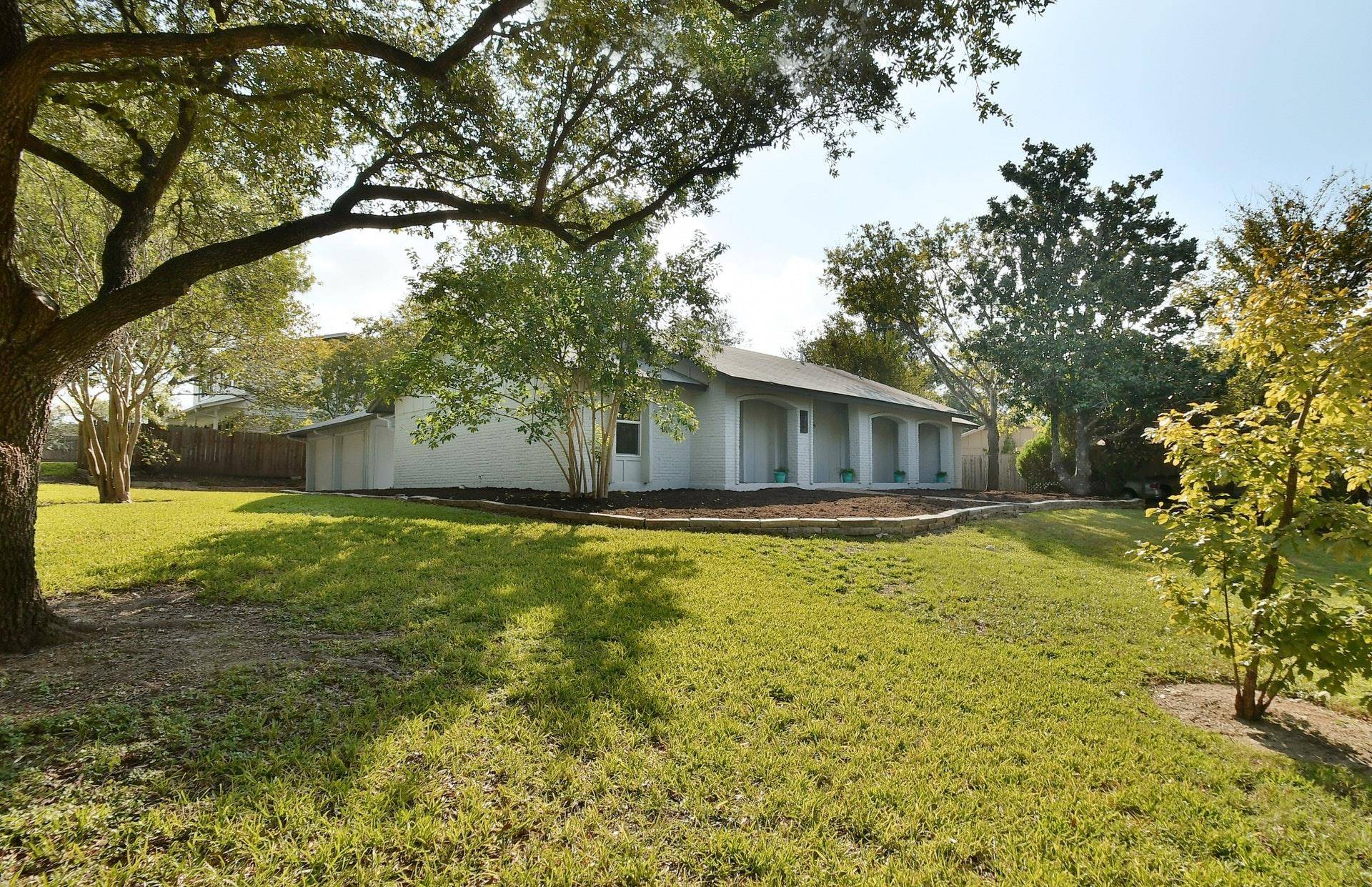 7204 Hartnell DR, Austin, TX 78723