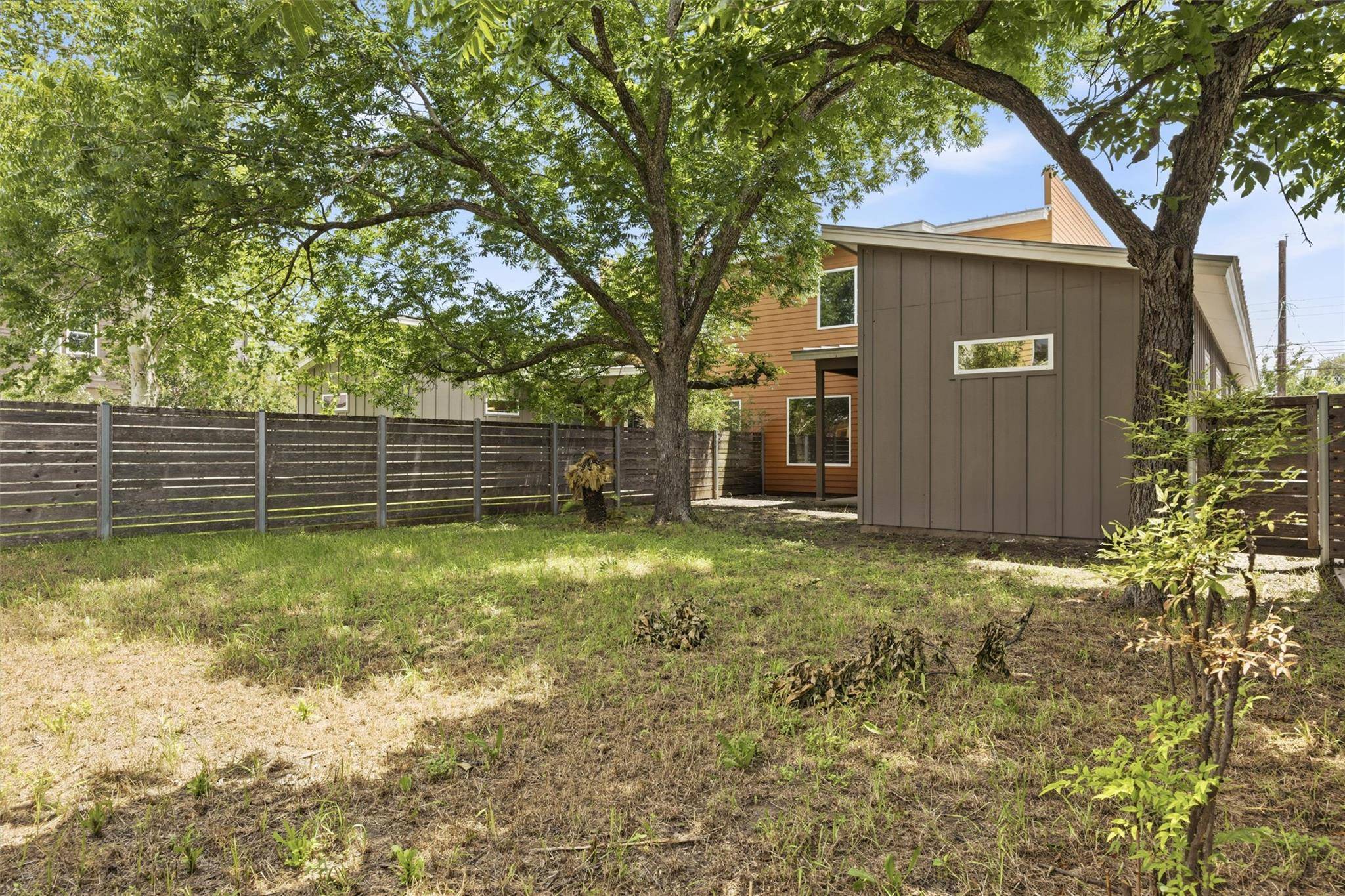 1210 Stobaugh ST #B, Austin, TX 78757