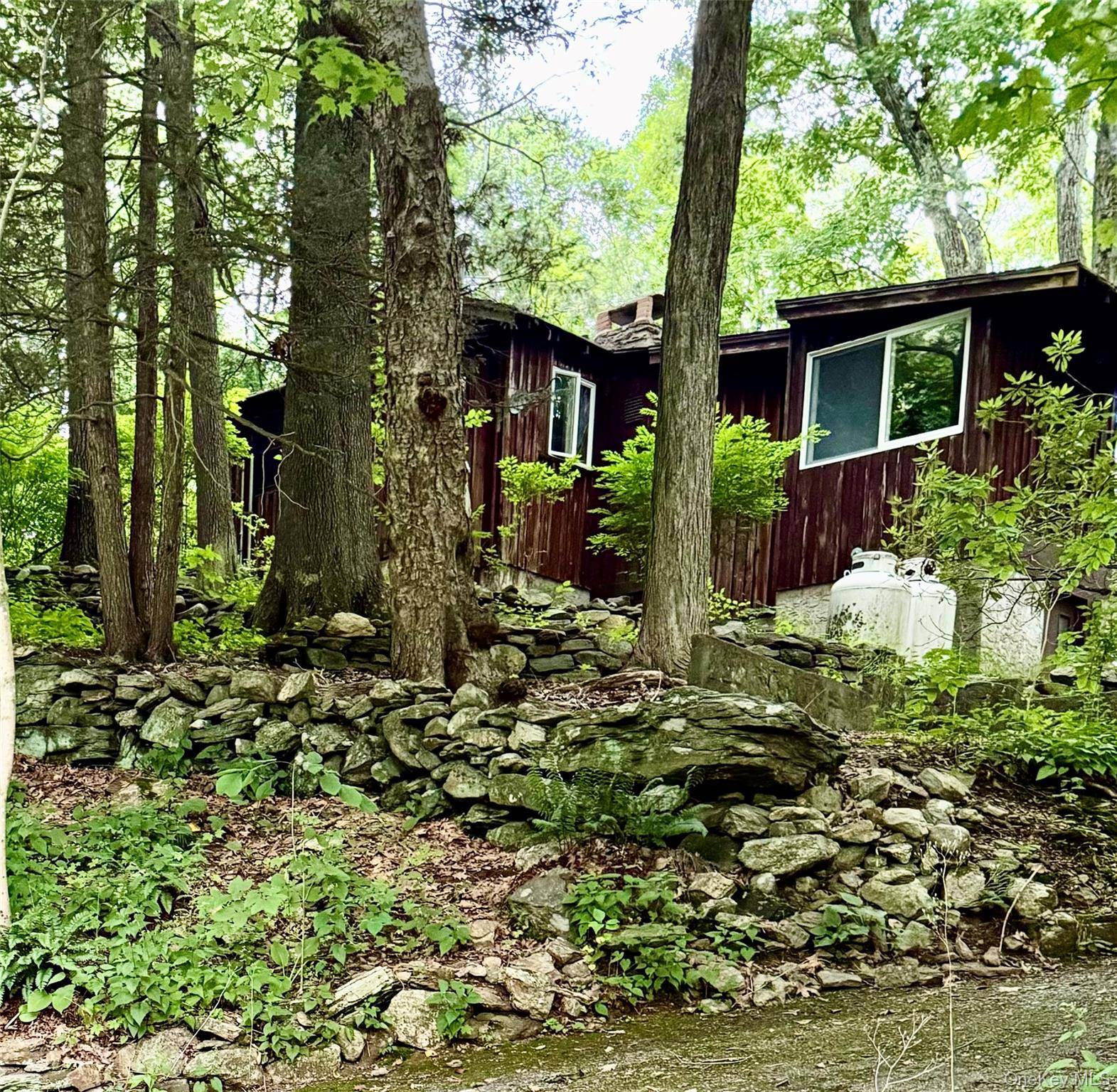 32 Boutonville RD, South Salem, NY 10590