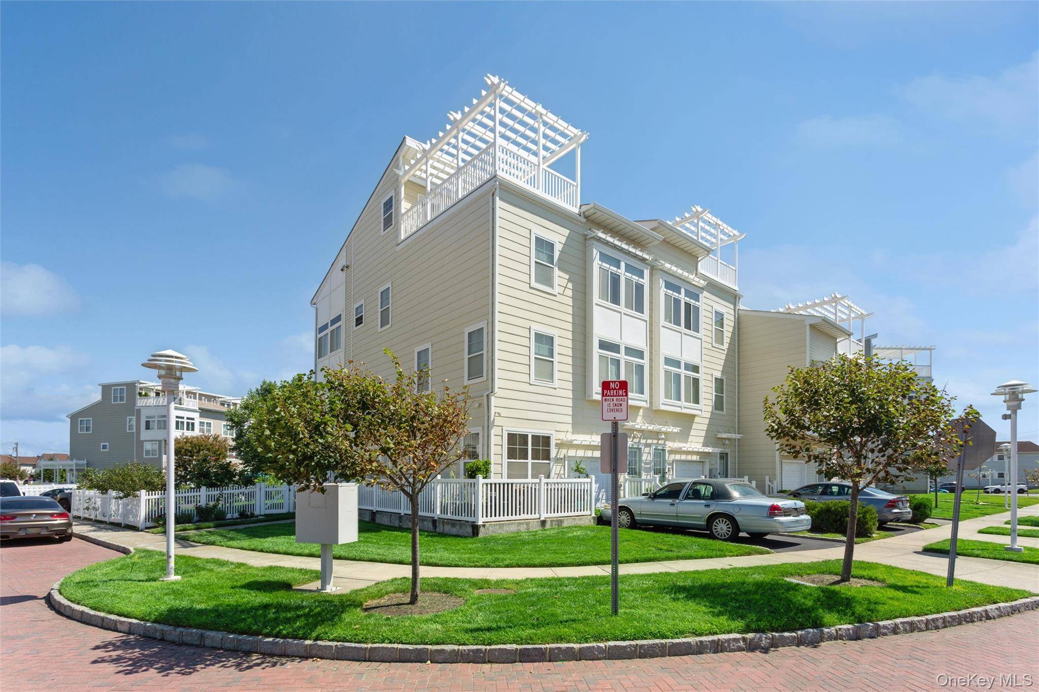 62-14B S Ocean AVE, Arverne, NY 11692