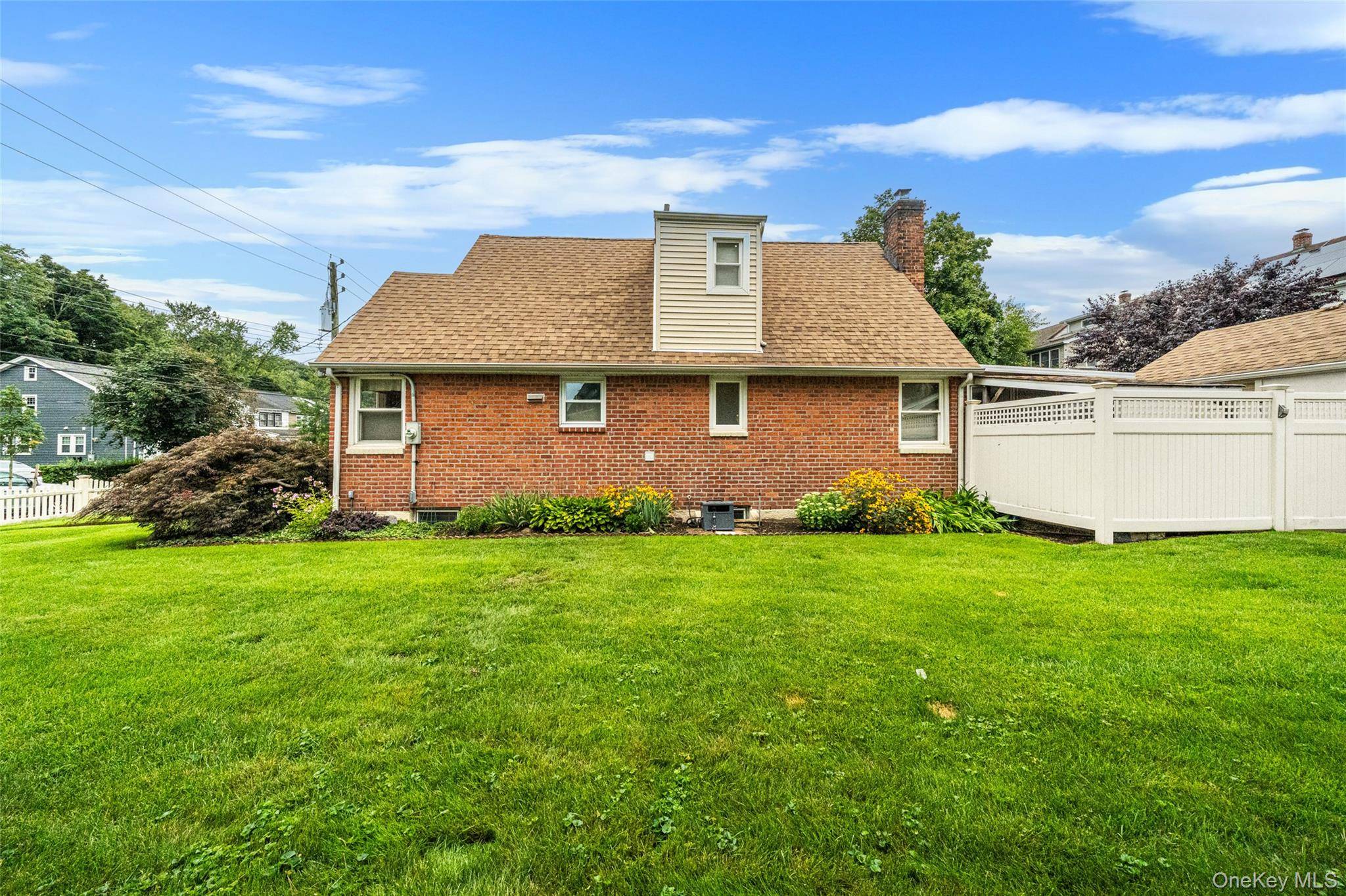 4137 247th ST, Little Neck, NY 11363