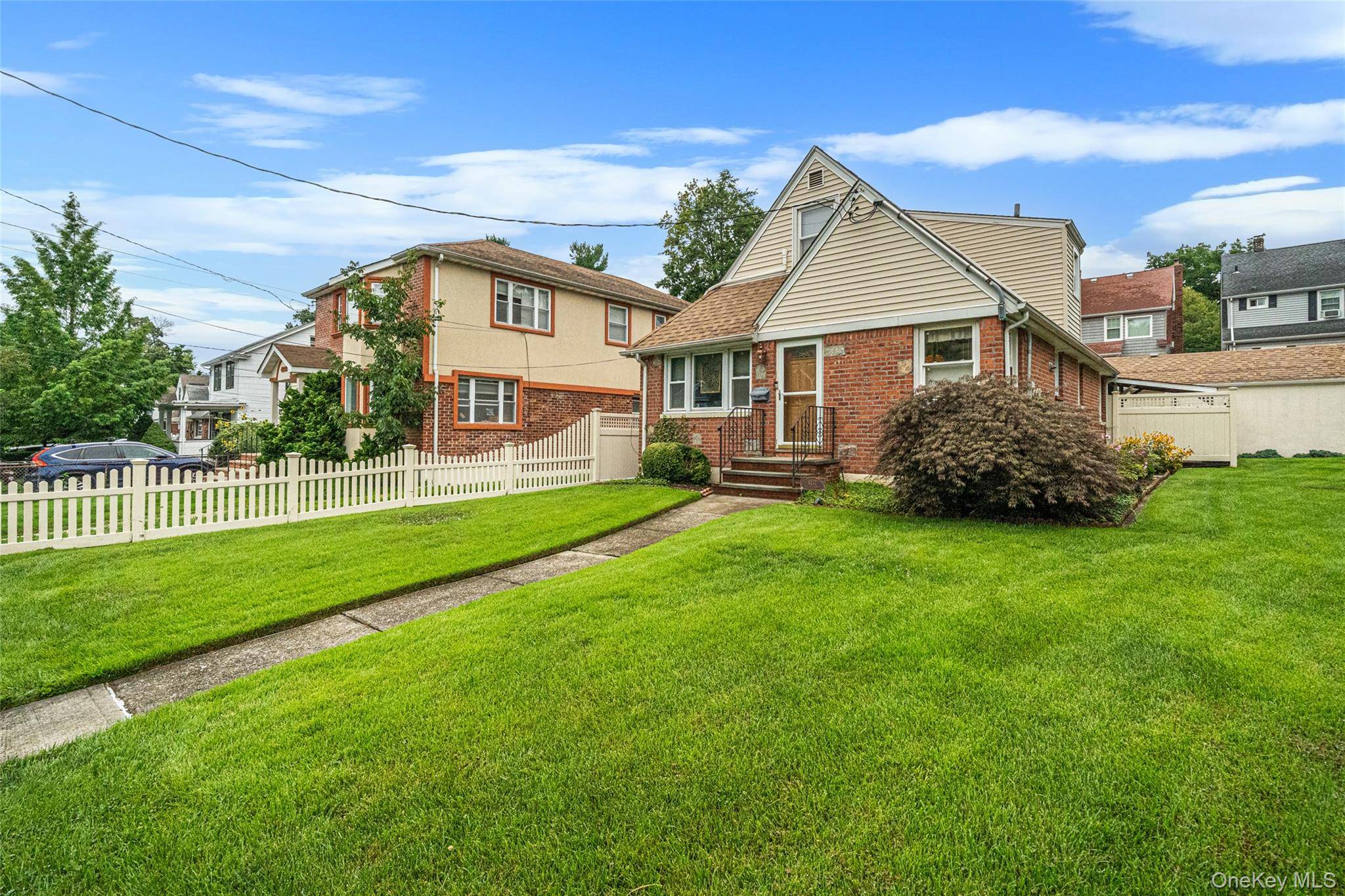 4137 247th ST, Little Neck, NY 11363