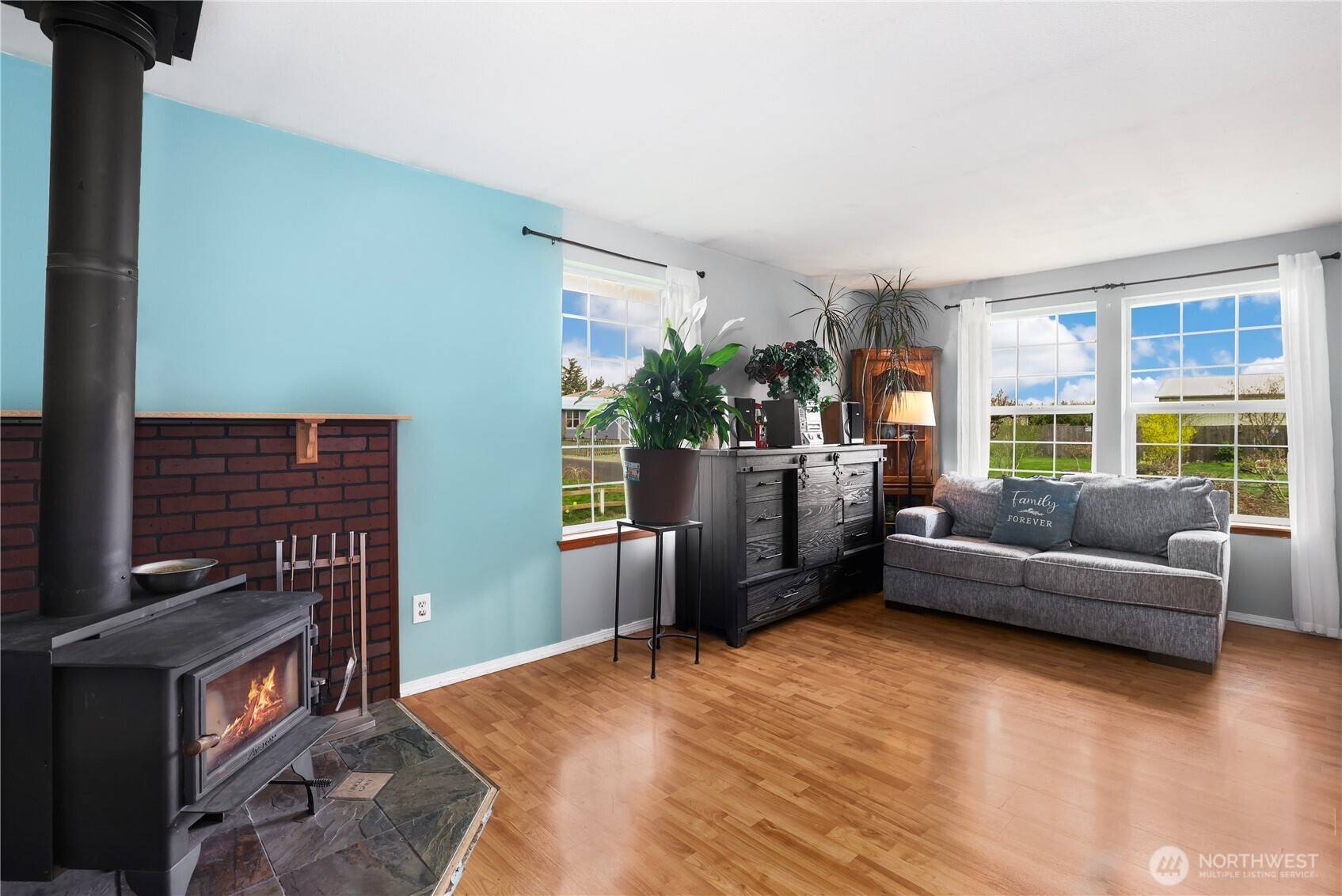 17937 Iris PL SW, Rochester, WA 98579