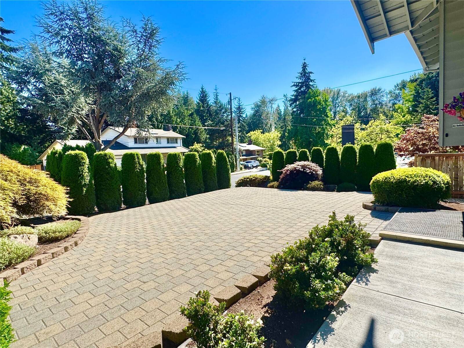 14820 NE 12th ST, Bellevue, WA 98007