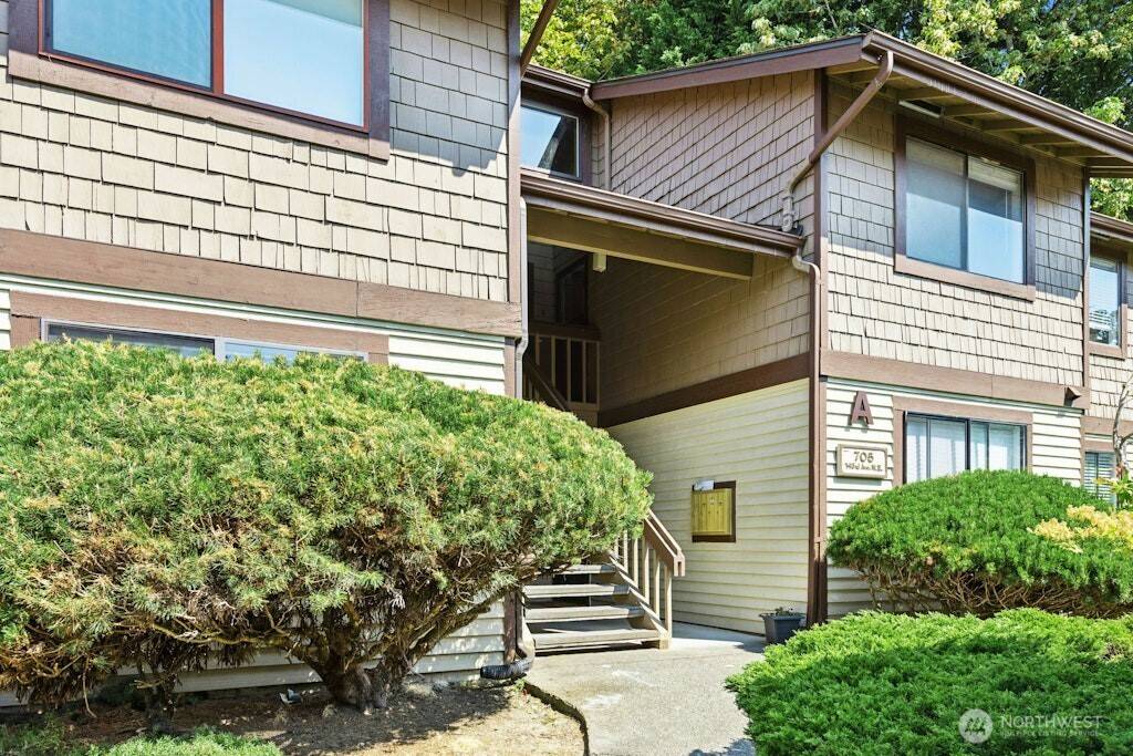 705 143rd AVE NE #A2, Bellevue, WA 98007