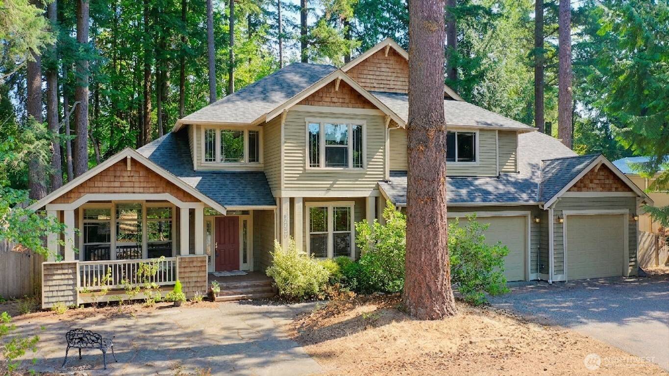18520 26th AVE NE, Lake Forest Park, WA 98155