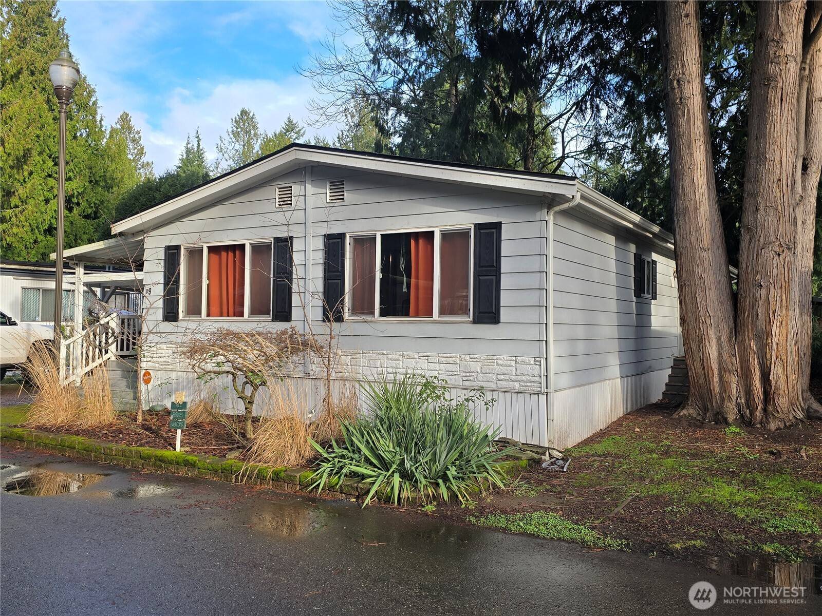 900 29th ST SE #D-9, Auburn, WA 98002