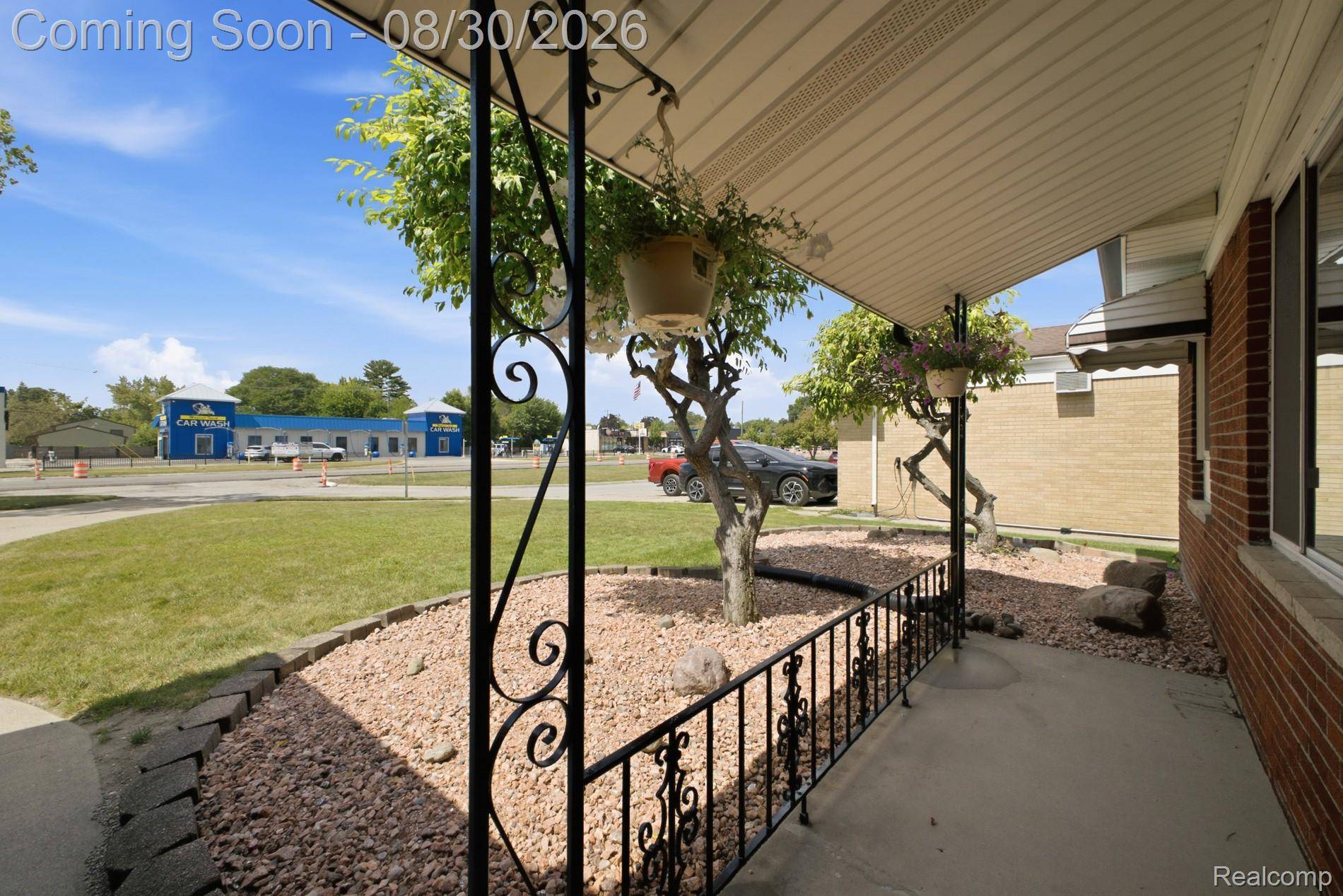 618 N Inkster RD, Dearborn Heights, MI 48127