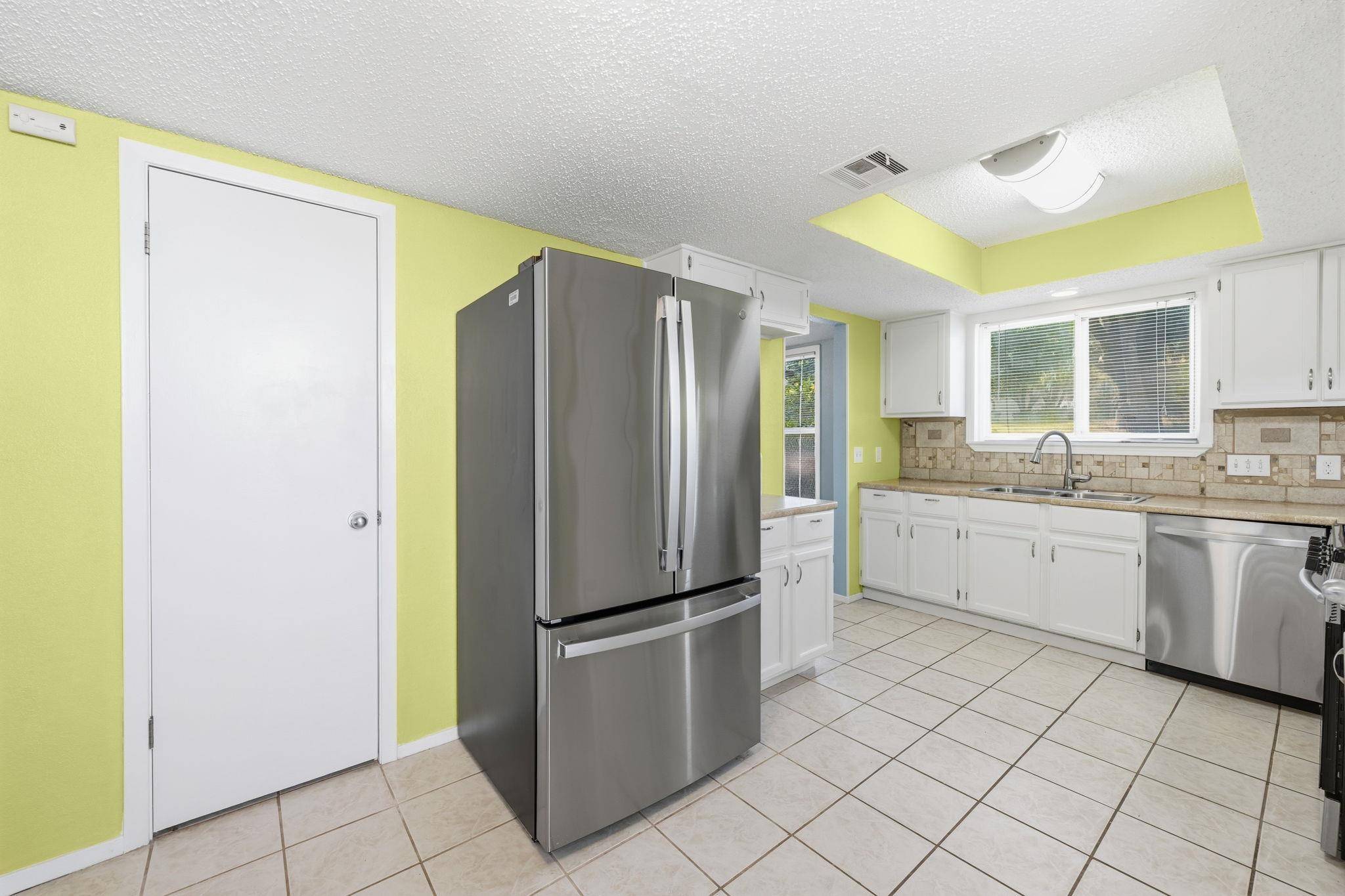 8308 Hanbridge LN, Austin, TX 78736