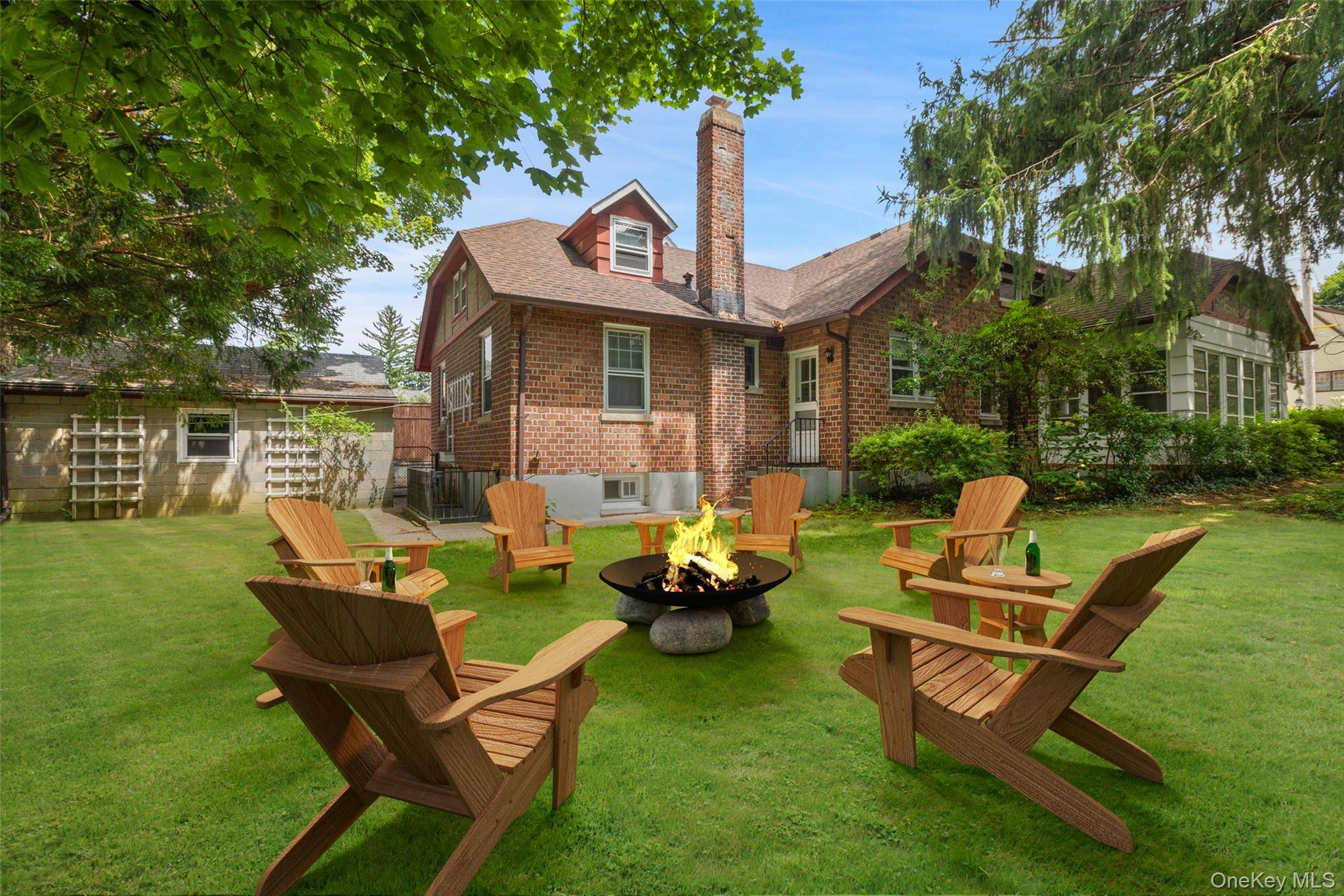 210 aka 206 Hollywood AVE, Tuckahoe, NY 10707