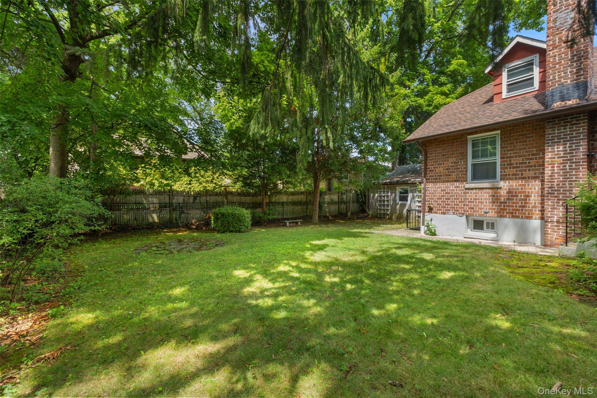 210 aka 206 Hollywood AVE, Tuckahoe, NY 10707