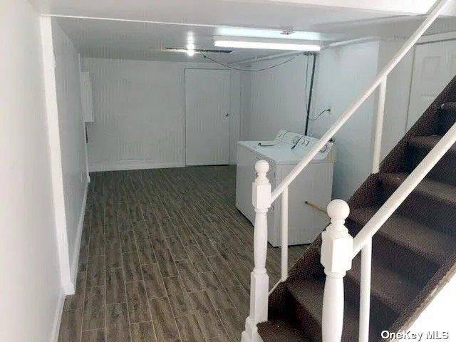 68-12 60th RD, Maspeth, NY 11378