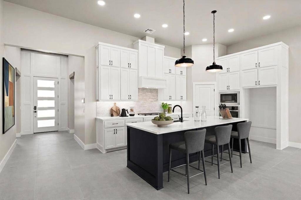 7116 NW 155th ST, Edmond, OK 73013
