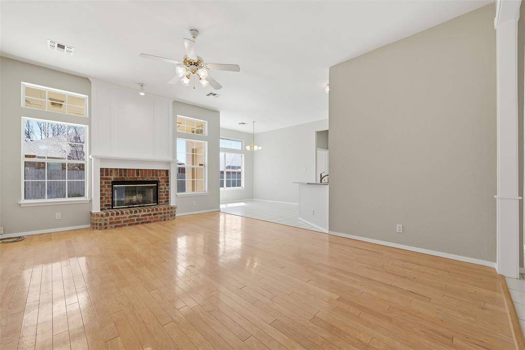 1824 Fairmont LN, Edmond, OK 73013