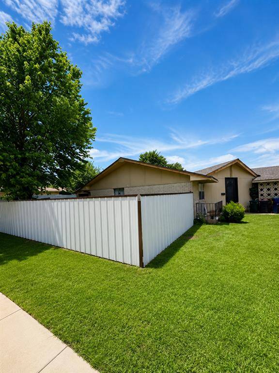 1300 SW 62nd ST, Oklahoma City, OK 73159