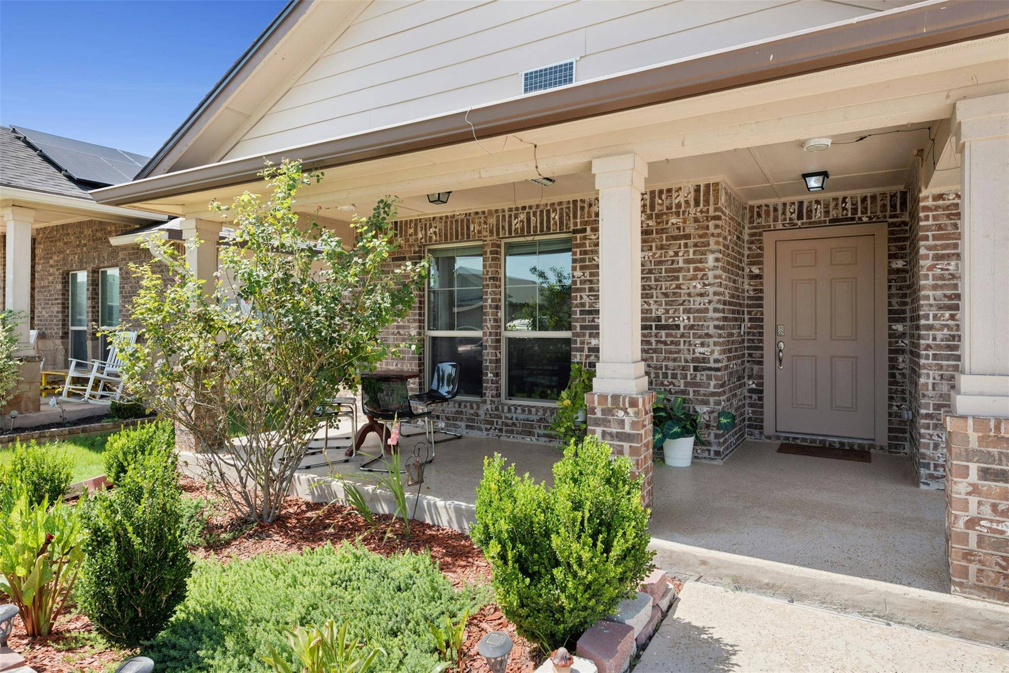 113 Reagor DR, Taylor, TX 76574