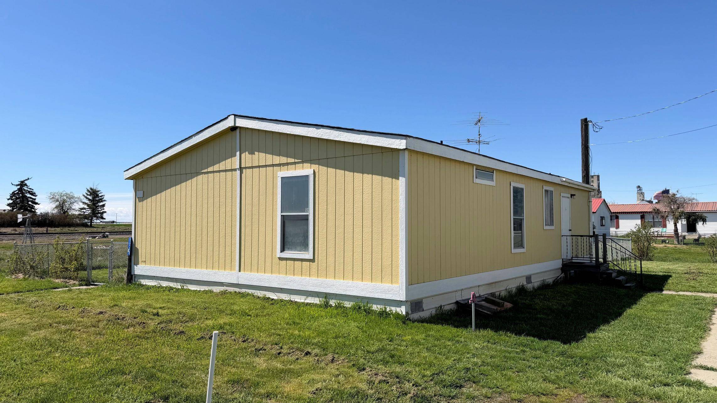 1210 2nd St, Davenport, WA 99122