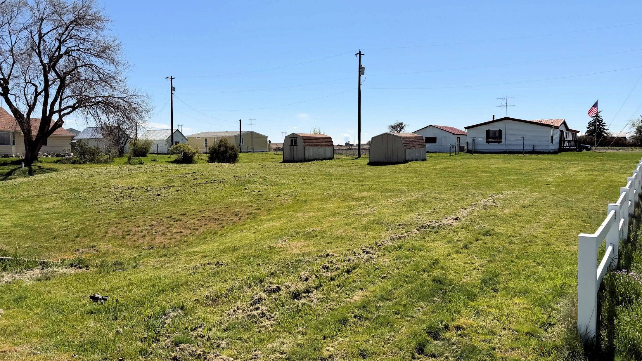000 Adams St, Davenport, WA 99122