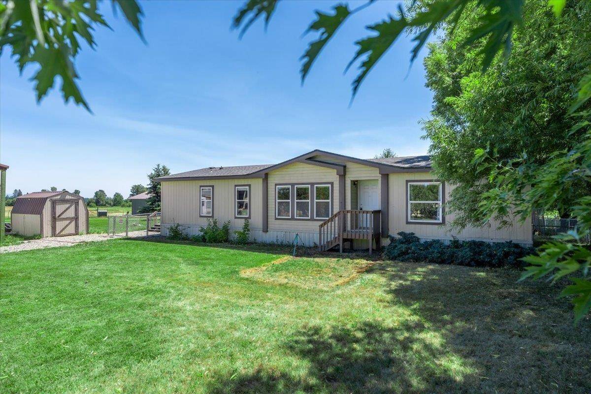 4489 N Swenson Rd, Clayton, WA 99110