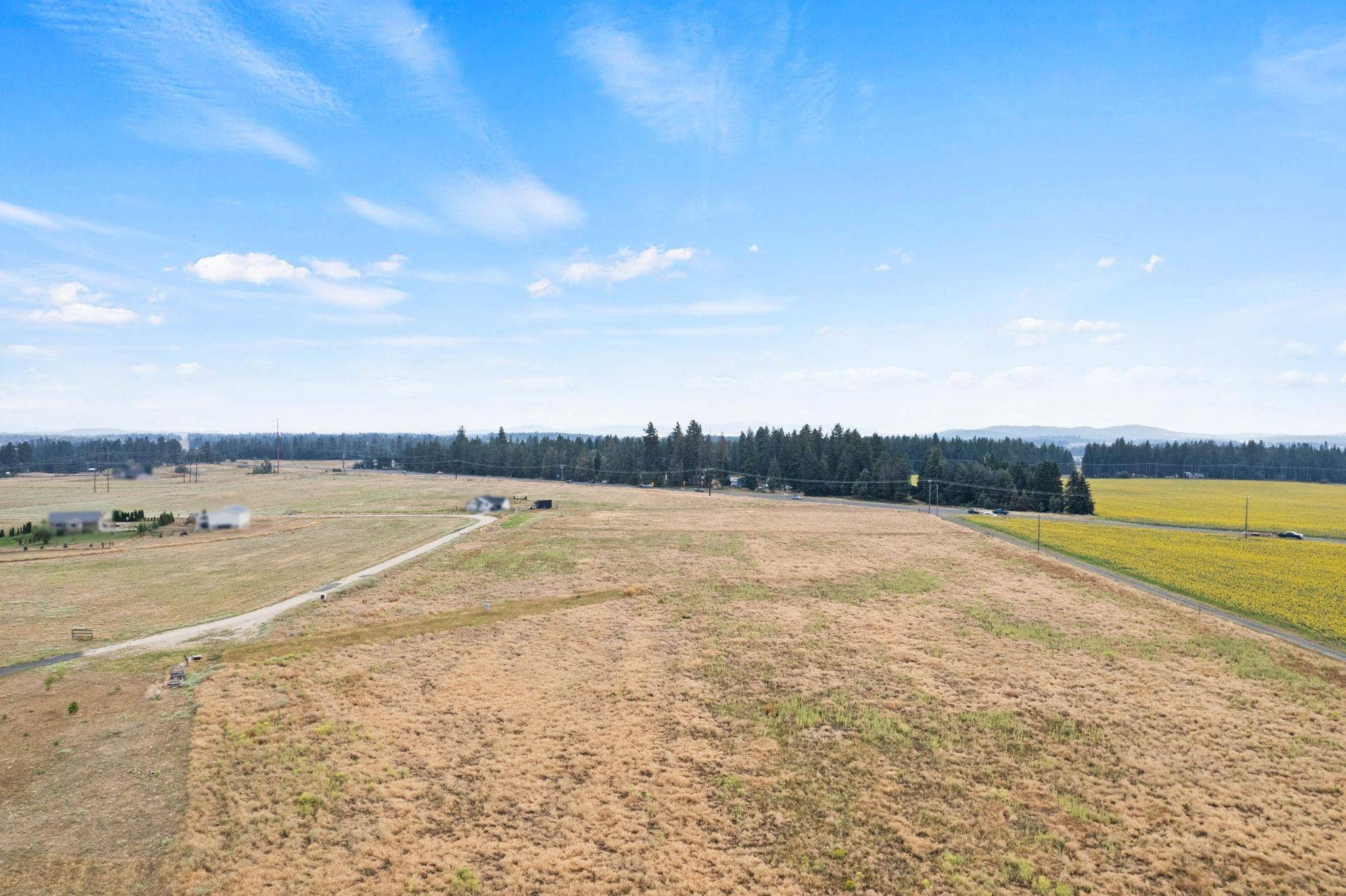 5815 W Mule Deer Ln, Deer Park, WA 99006