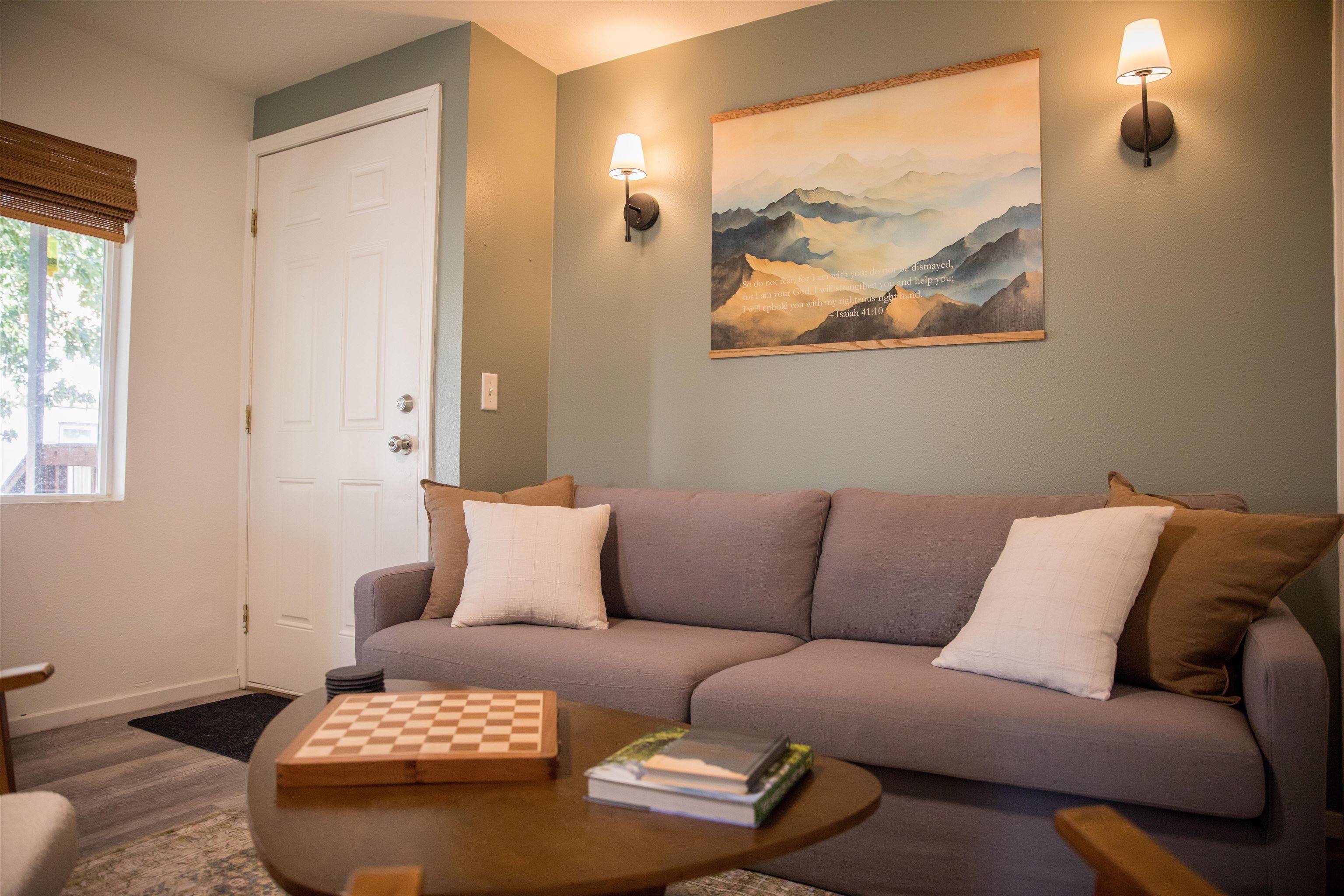 818 N Elm St #Unit 2, Spokane, WA 99201