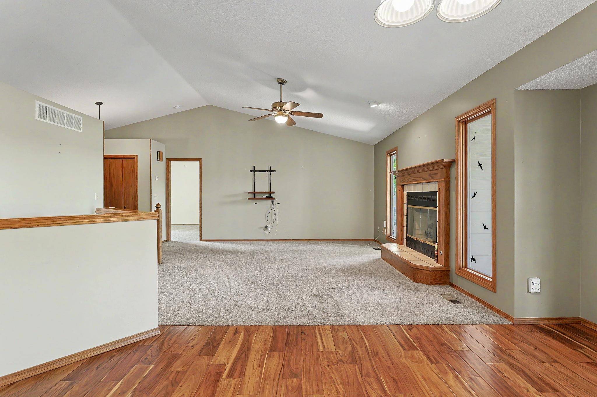804 E Rivera Dr, Mulvane, KS 67110