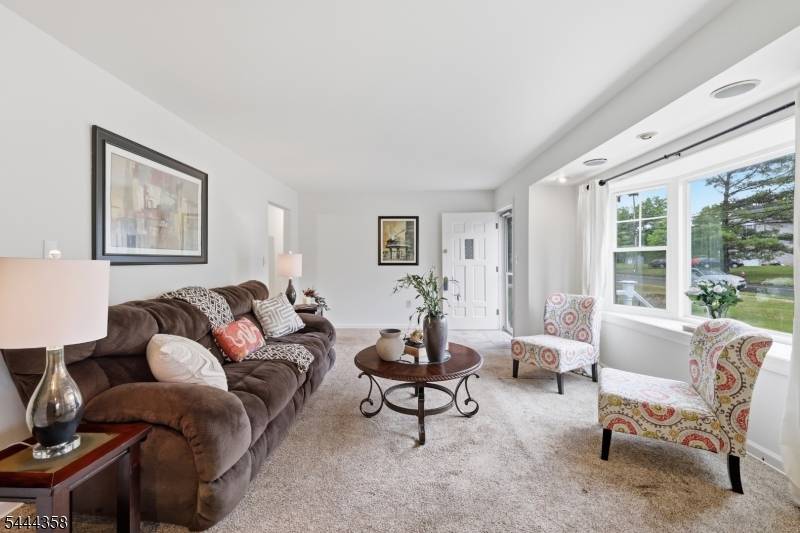 264 Vanderveer Rd, Bridgewater Twp., NJ 08807
