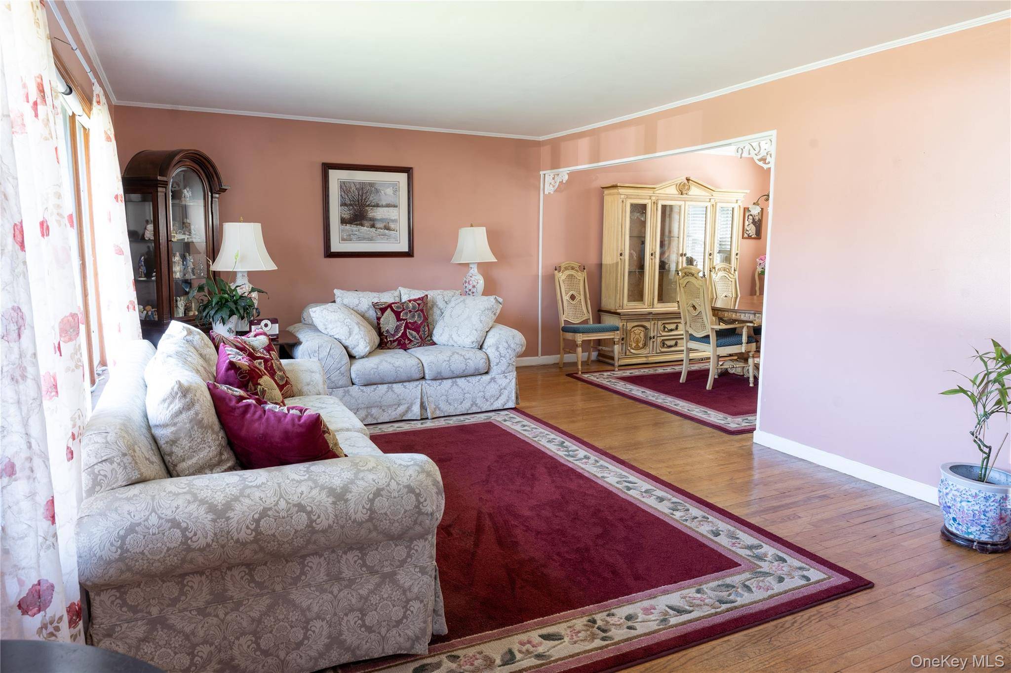 127 Suffolk AVE, West Babylon, NY 11704