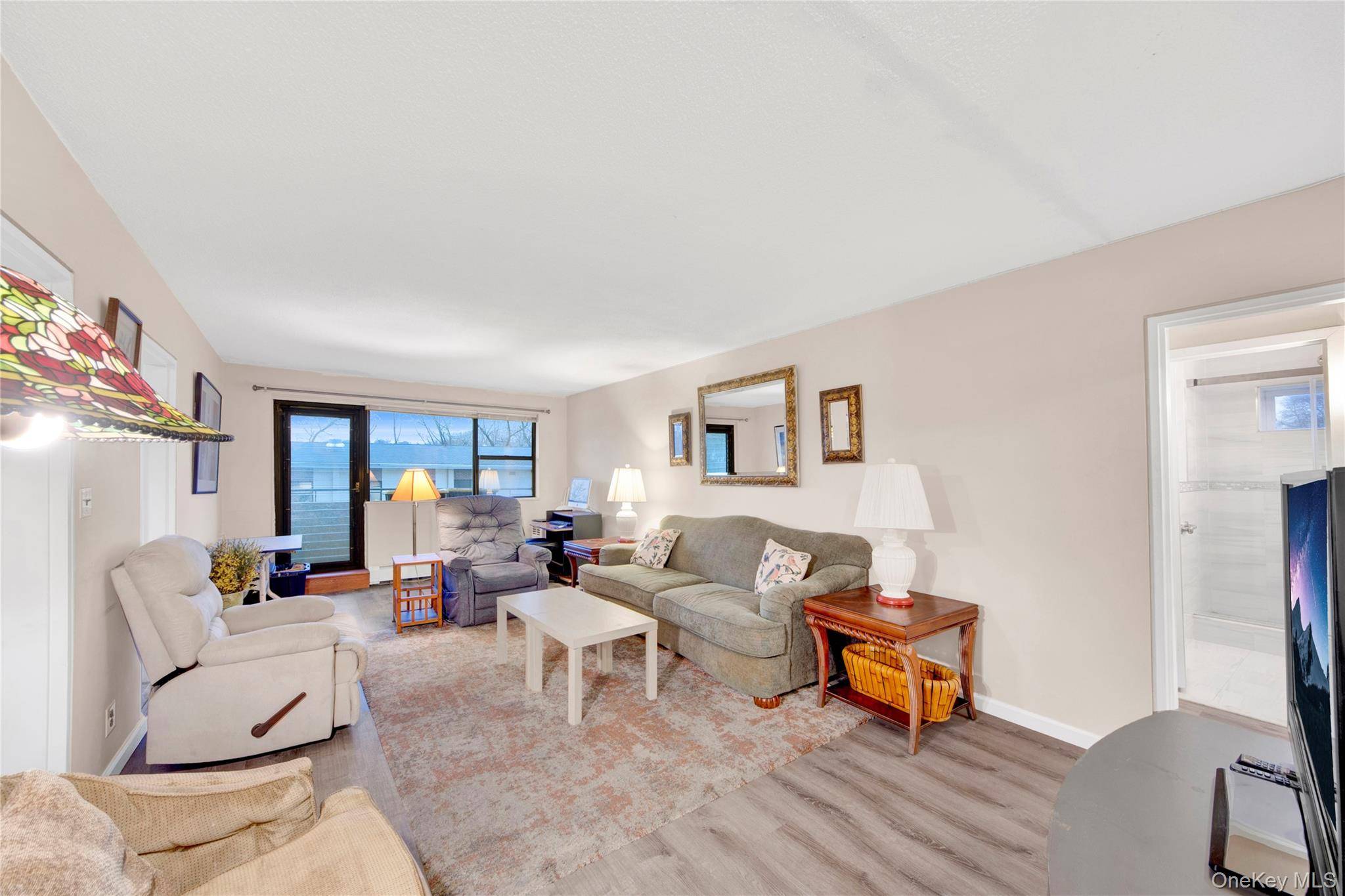 1523 Central Park ave #3E, Yonkers, NY 10710