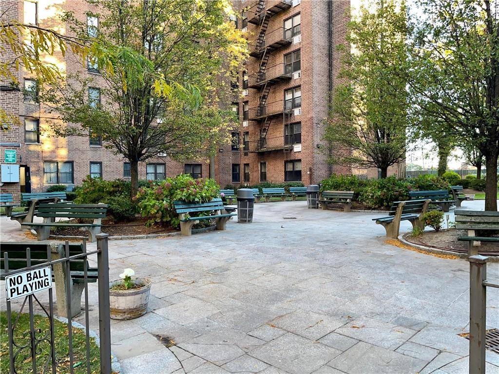3531 Bronxwood AVE #STB, Bronx, NY 10469
