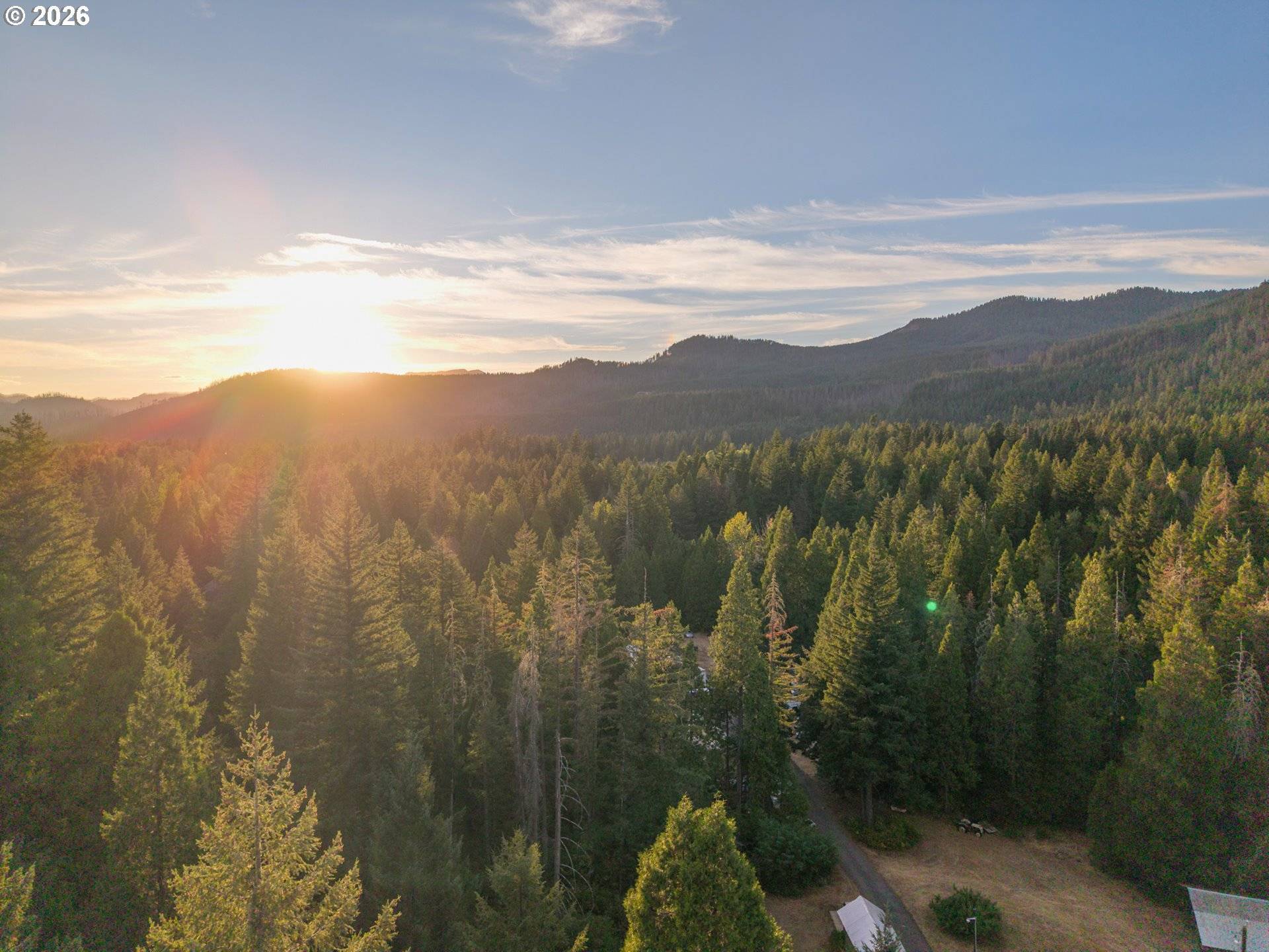 55533 MCKENZIE RIVER DR, Blue River, OR 97413