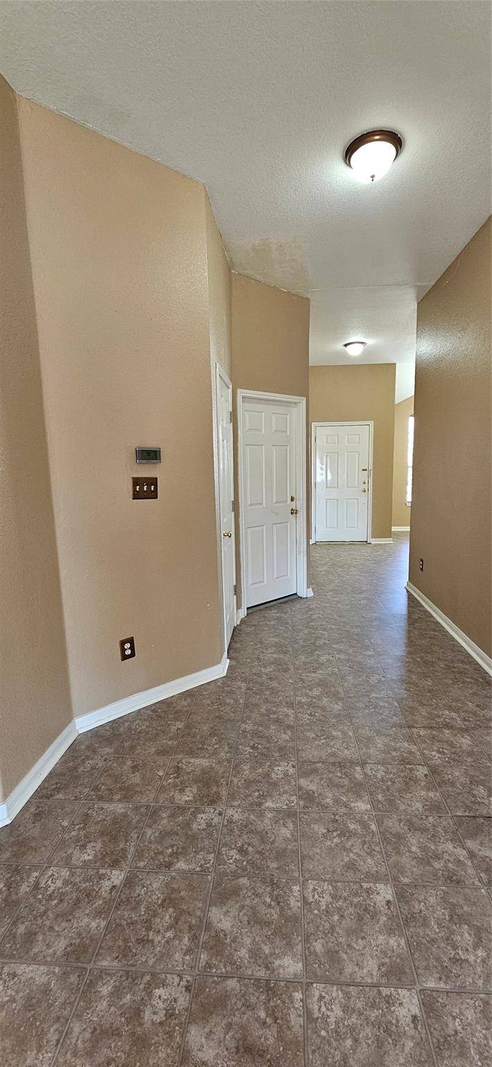 107 HELEN CV, Hutto, TX 78634