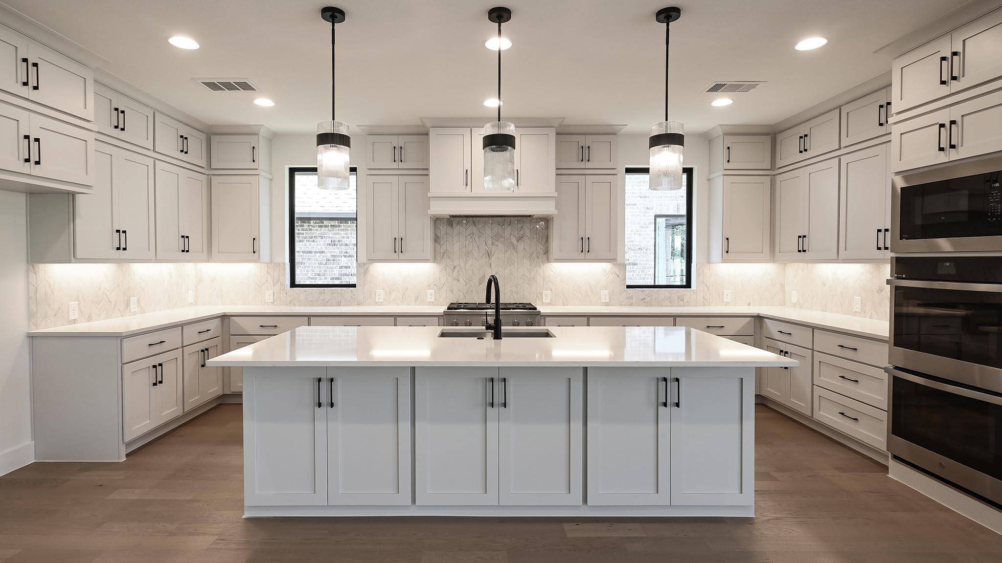 251 Leaning Rock RDG, Austin, TX 78737