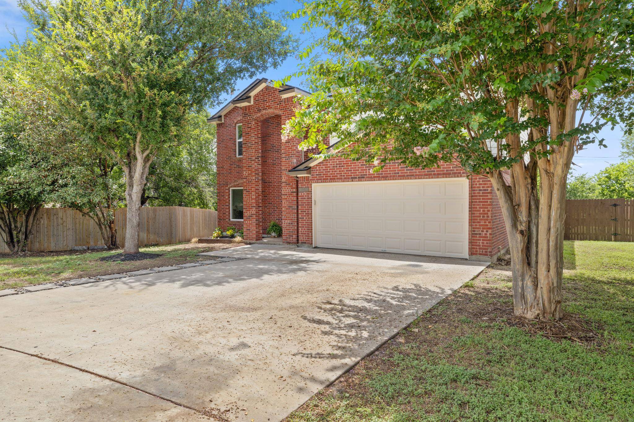909 Rocking Spur CV, Pflugerville, TX 78660