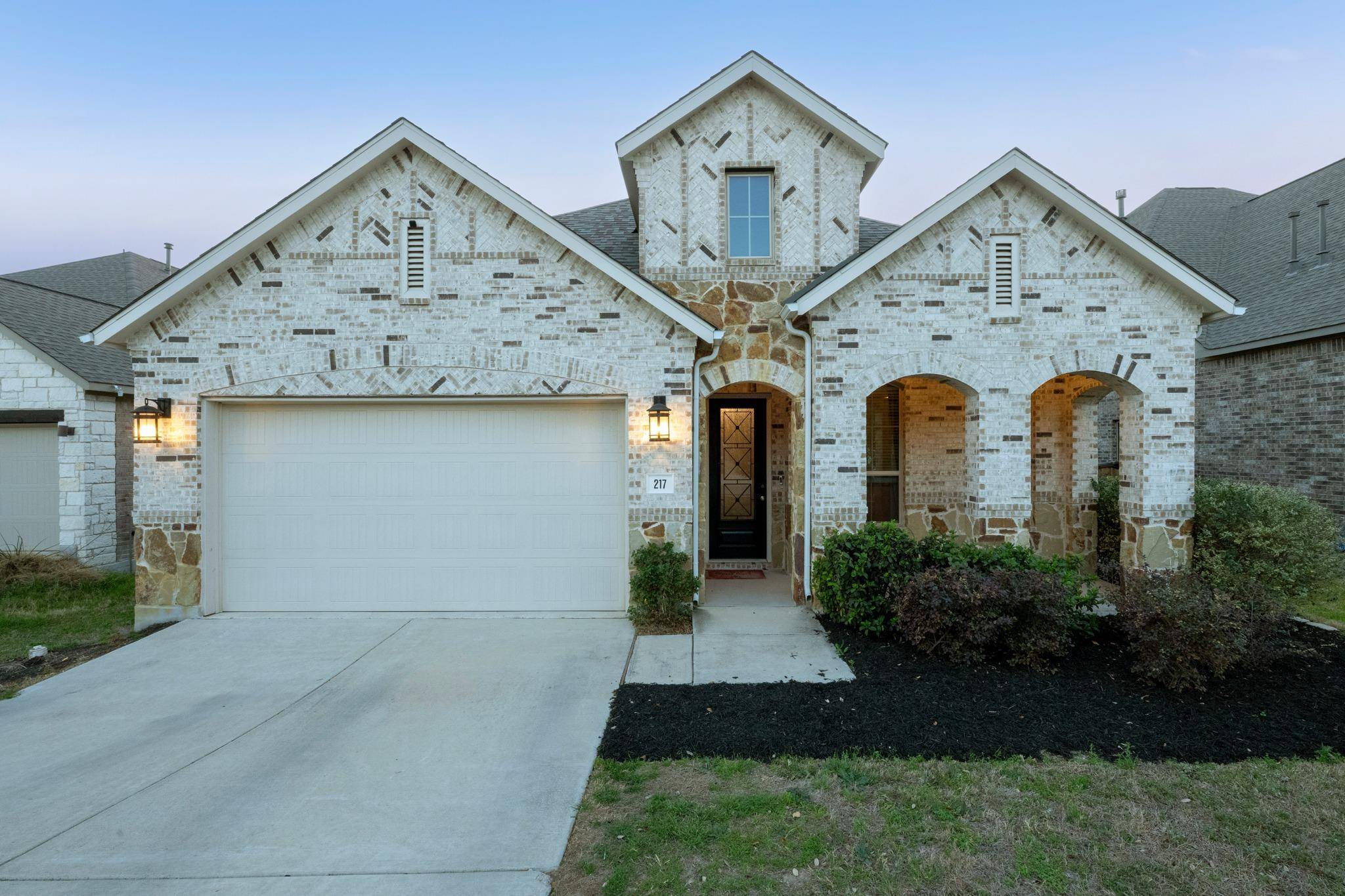 217 Mineral River LOOP, Kyle, TX 78640