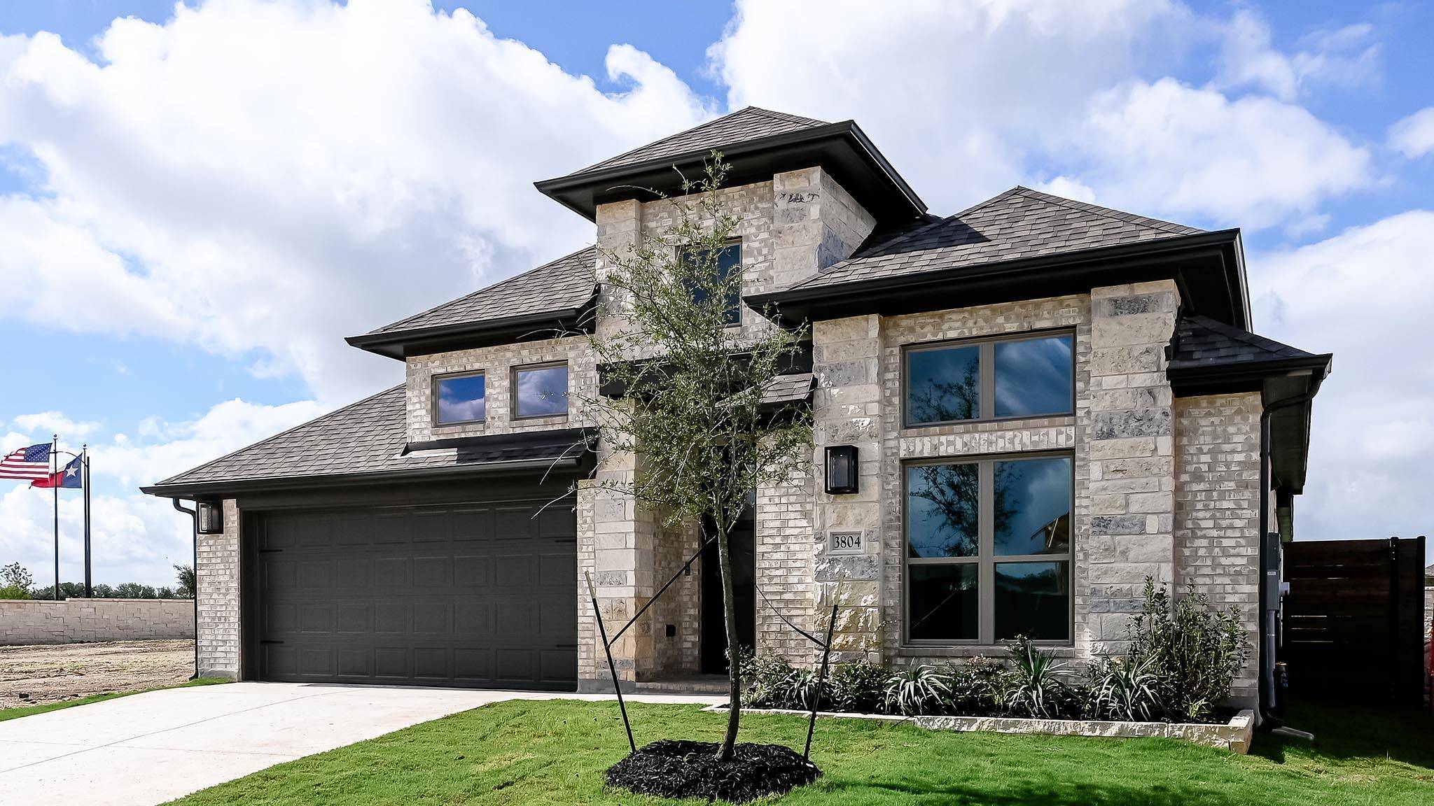 3804 Sonesta ST, Lockhart, TX 78644