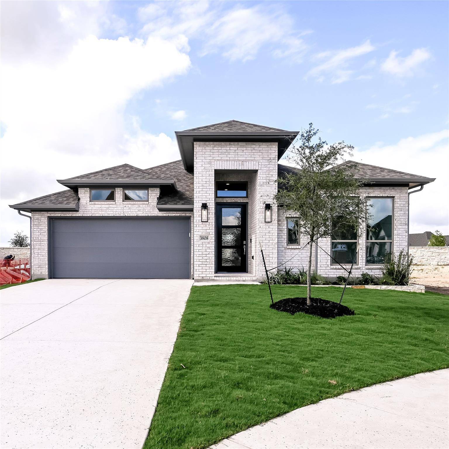 3808 Sonesta ST, Lockhart, TX 78644