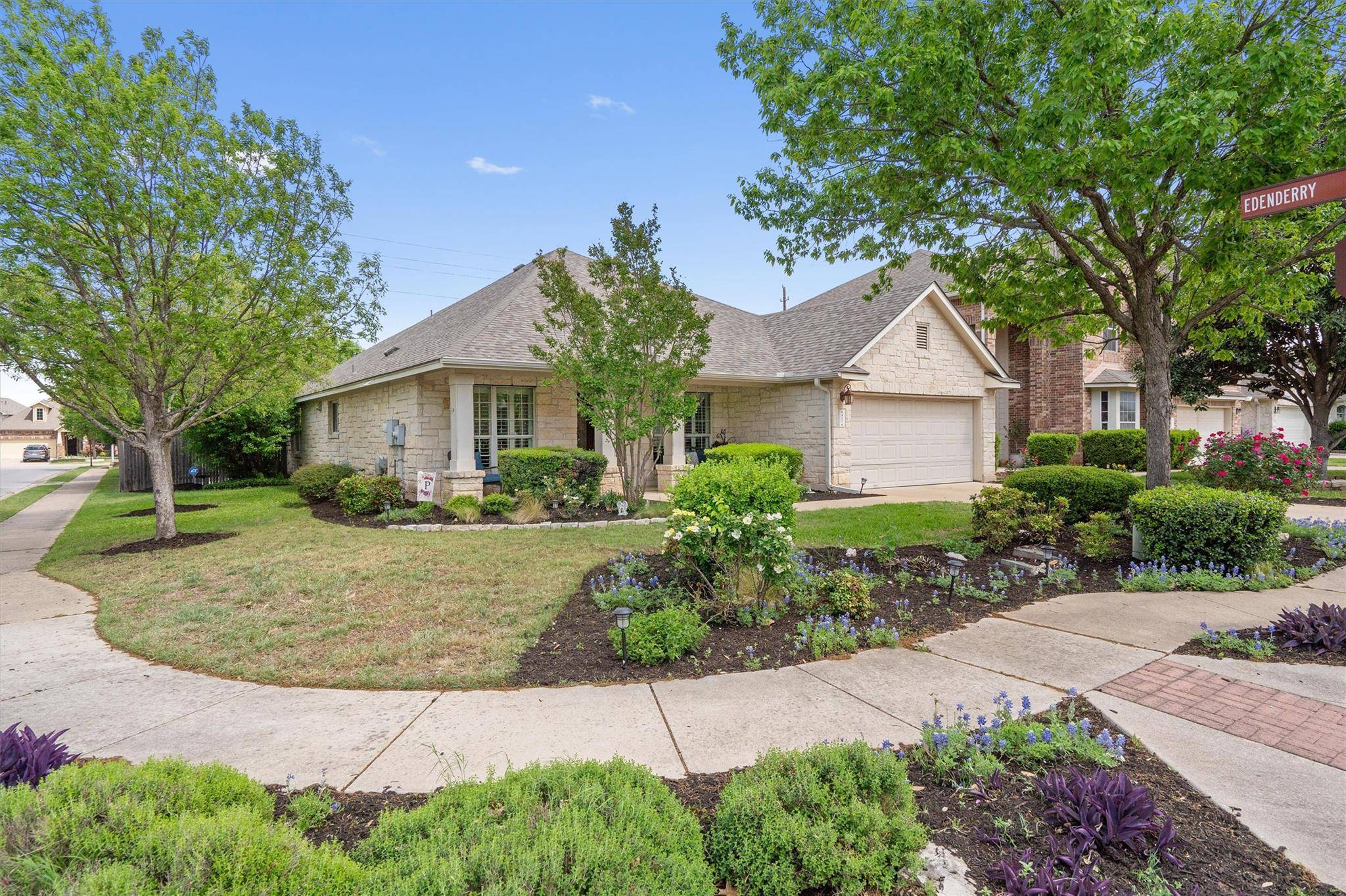 9437 Caves Valley DR, Austin, TX 78717