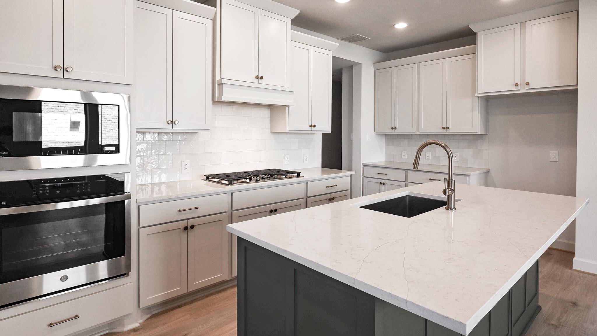 228 Basket Flower LOOP, Kyle, TX 78640