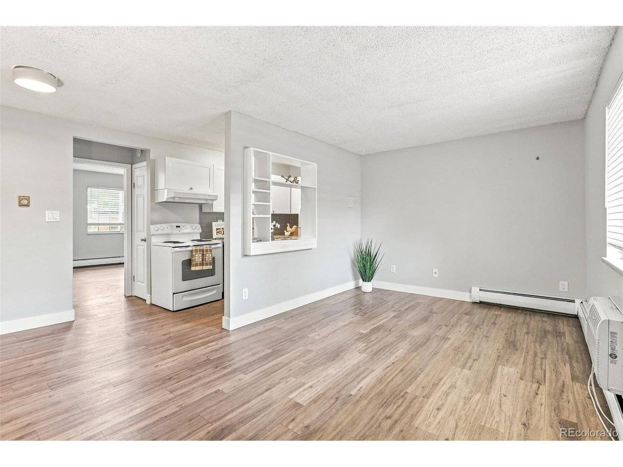 5995 E Iliff #A-318, Denver, CO 80222