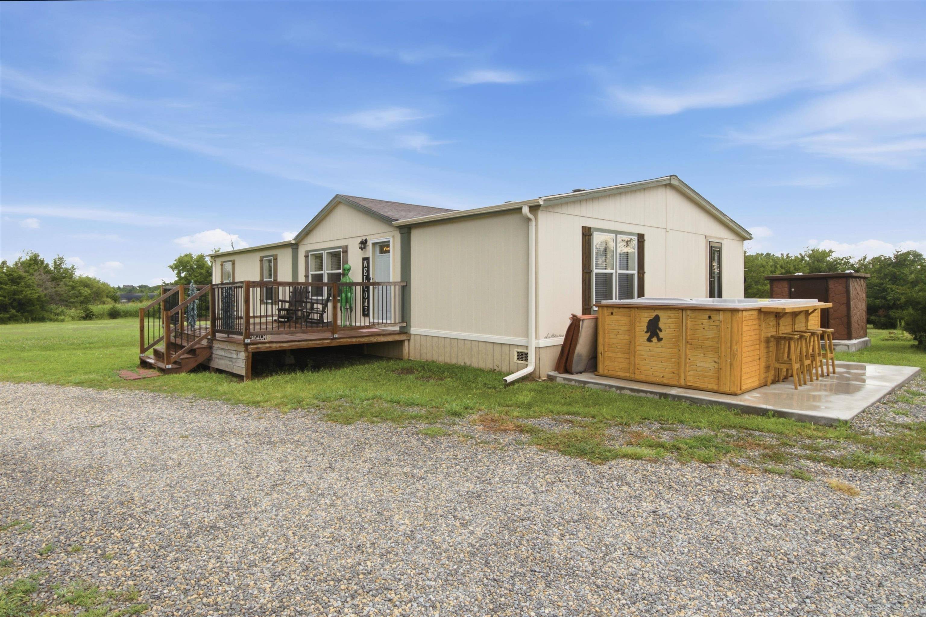 195 E 15th St S, Wellington, KS 67152