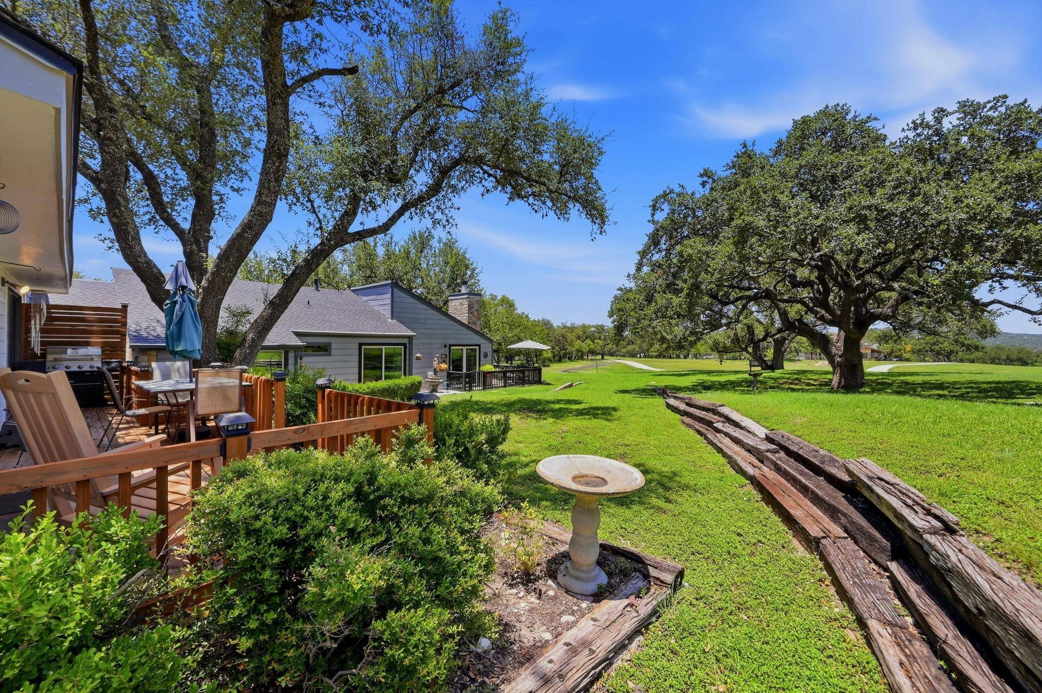 212 Overlook CT, Wimberley, TX 78676