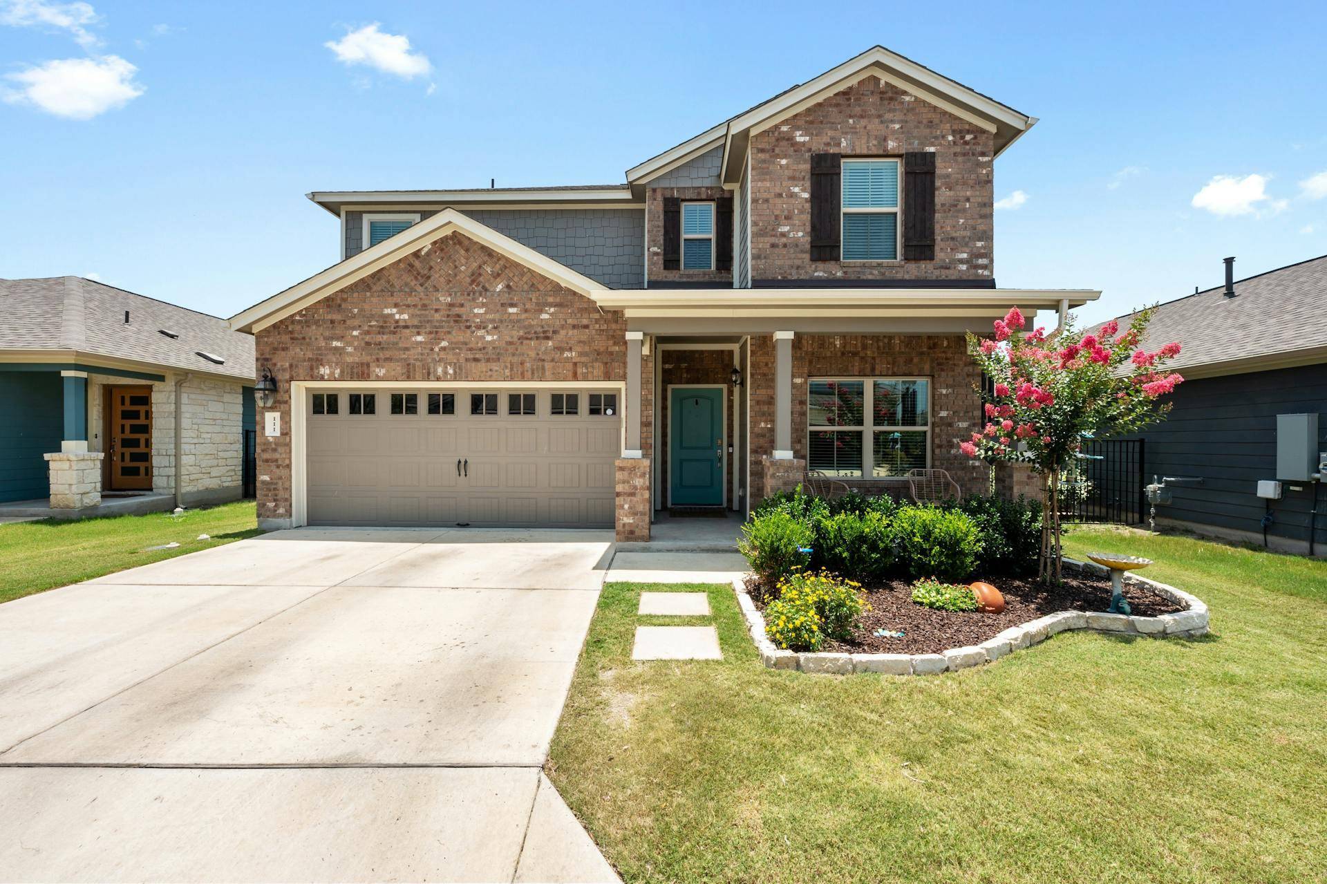 111 Simon, Kyle, TX 78640