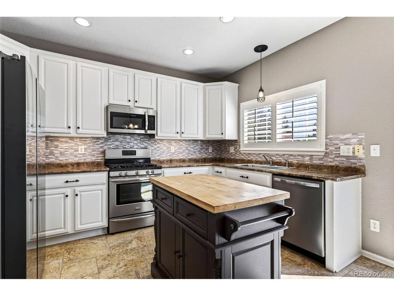 64 Ellendale, Castle Rock, CO 80104
