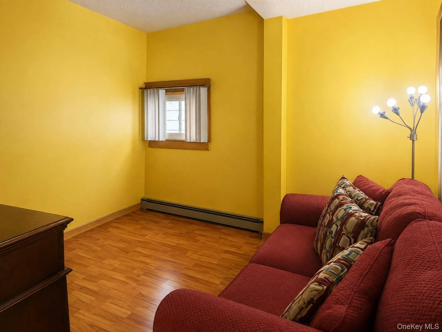 18 Van Riper ST, Staten Island, NY 10302