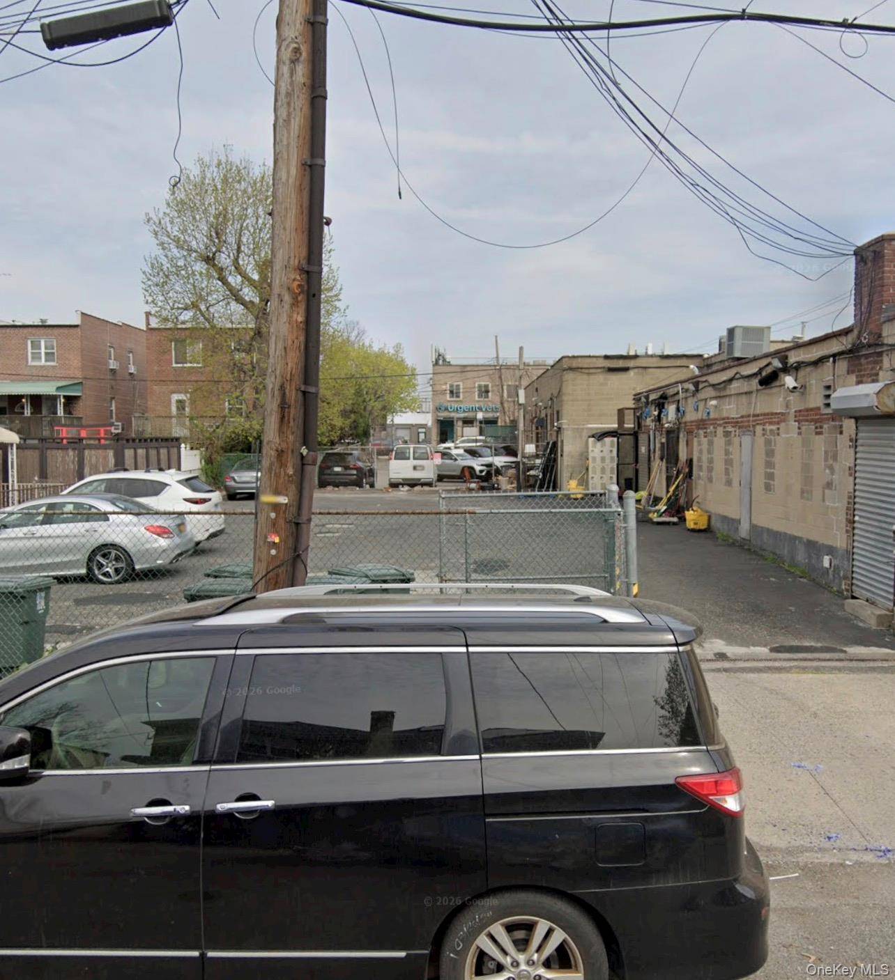 3830 E Tremont AVE, Bronx, NY 10465