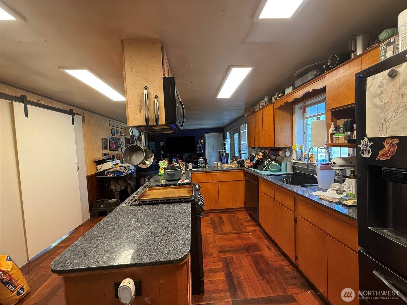 664 State Route 409, Cathlamet, WA 98612